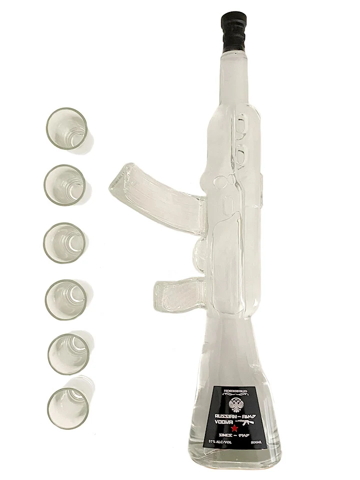 Red Army AK-47 Russian Vodka with 6 Shot Glasses 800mL