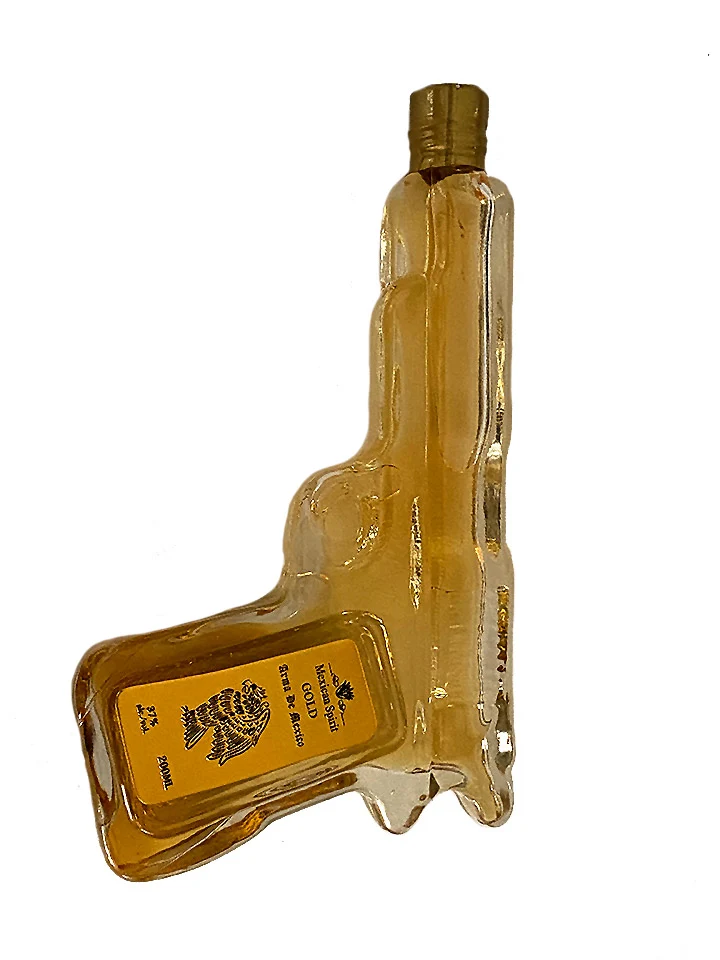 Arma De Mexico Gold Pistol Tequila Gun with 2 Shot Glasses 200ml