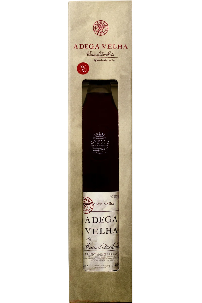 Aguardente Adega Velha Casa Avelleda