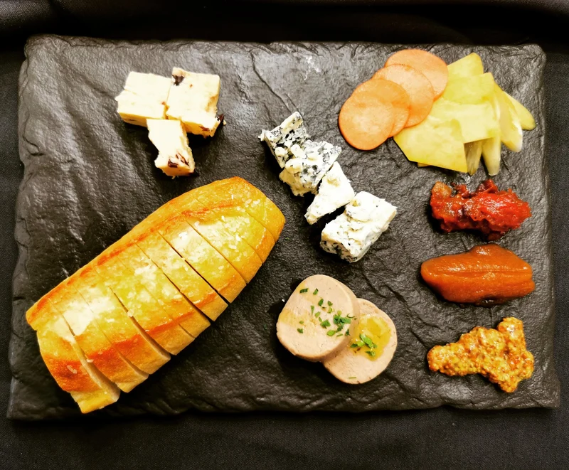 Sample Wine and Cheese for 1 Function