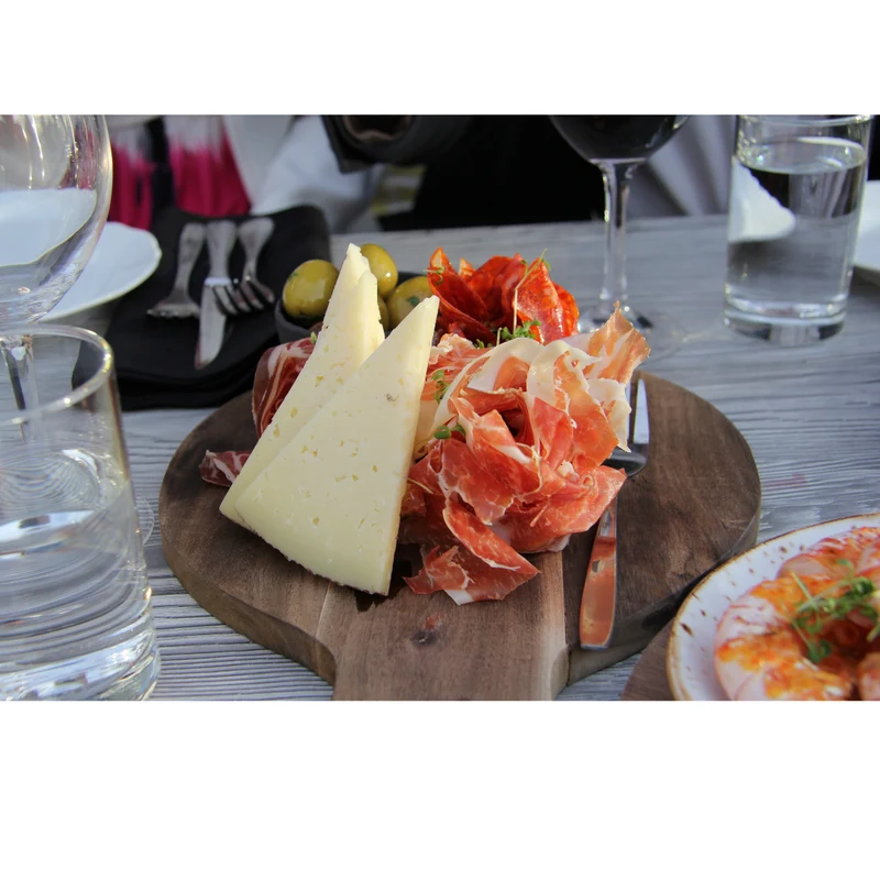 Cheese and Charcuterie Platter (6 meats and cheeses)