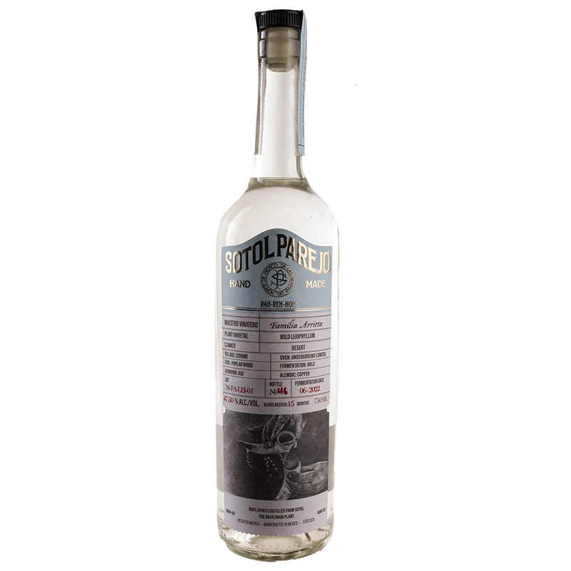 Parejo Sotol Familia Arrieta-Leiophyllum Mezcal