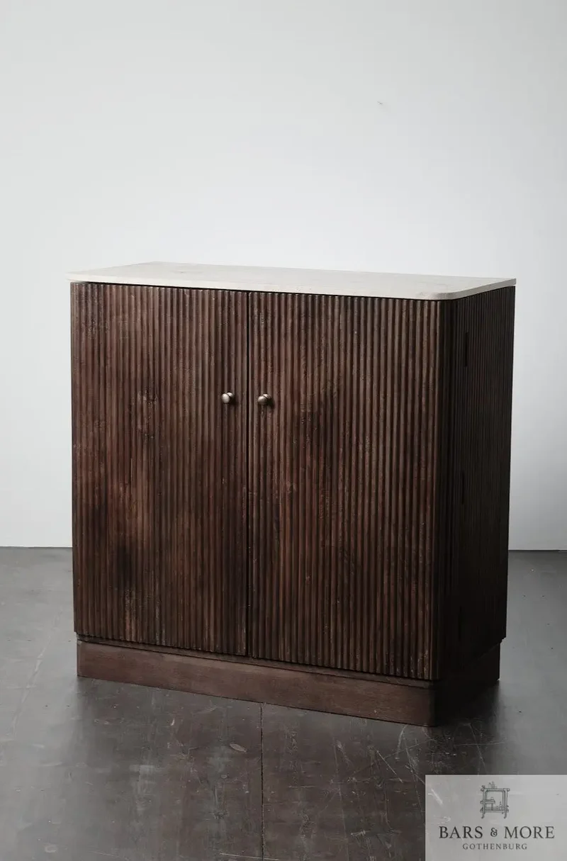 Bar Cabinet - Brooklyn with plinth