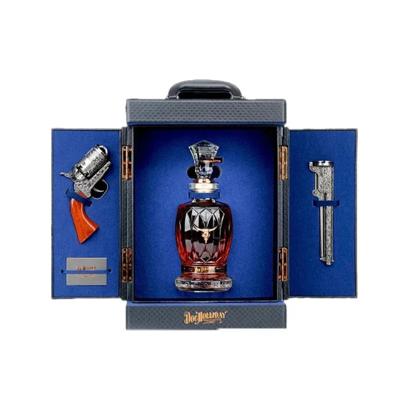 World Whiskey Society Doc Holliday Gift Set With Revolver Bourbon Whiskey 700ml