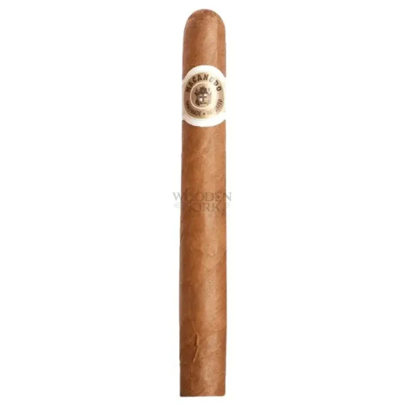Macanudo Court Cafe Corona (4 3/16x36)