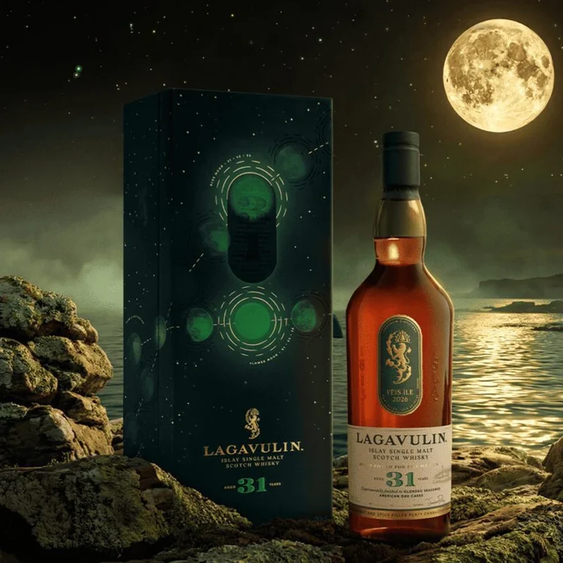 Lagavulin 31 Year Old Hand Filled Feis Ile 2026 Release 51.1%