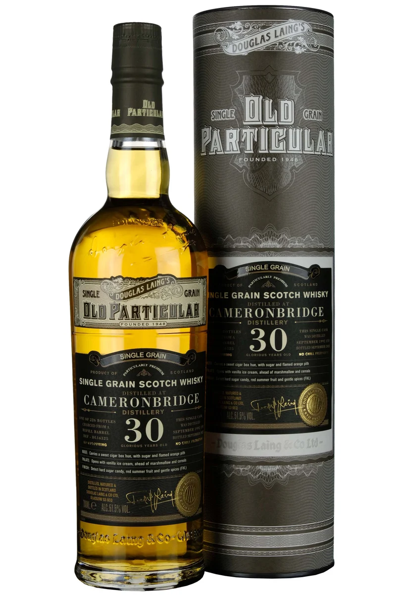 Cameronbridge 1992-2022 | 30 Year Old Douglas Laing Old Particular Single Cask DL16325