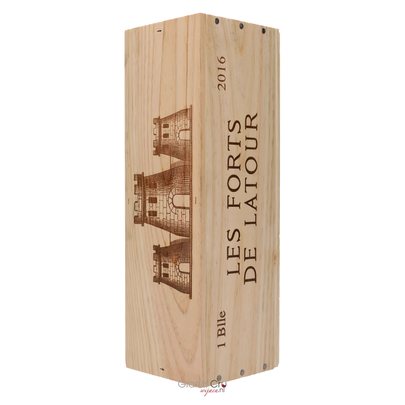 2016 Chateau Latour Les Forts de Latour
